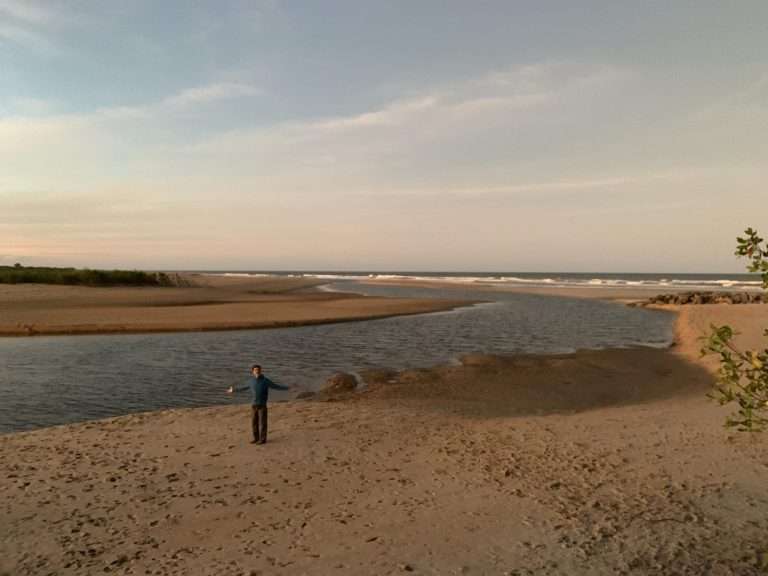 2- Foz do Rio Itaúnas